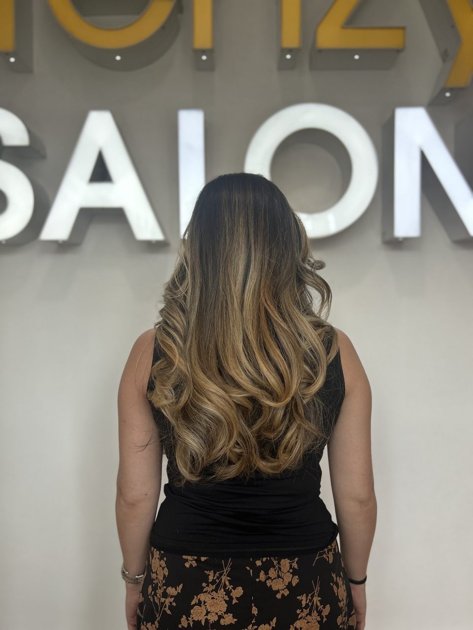 Bright hand-painted balayage result